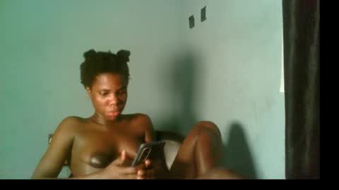 Snapshot of slimzyxdoll chatting on 09.24.25 slimzyxdoll online show from 09.24.25