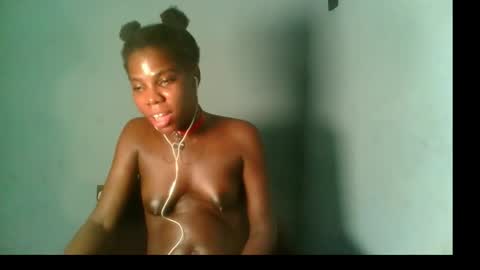 Snapshot of slimzyxdoll chatting on 09.30.25 slimzyxdoll online show from 09.30.25