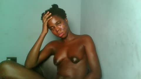 Snapshot of slimzyxdoll chatting on 10.07.25 slimzyxdoll online show from 10.07.25