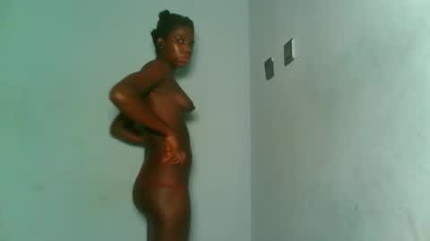 Snapshot of slimzyxdoll chatting on 10.09.25 slimzyxdoll online show from 10.09.25