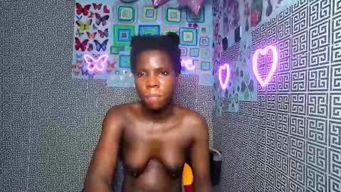 Snapshot of slimzyxdoll chatting on 10.26.25 slimzyxdoll online show from 10.26.25