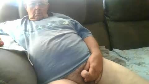 Snapshot of slippery_duck chatting on 07.18.26 slippery_duck online show from 07.18.26