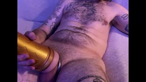 slipperyrichard_420 online show from 12.17.24