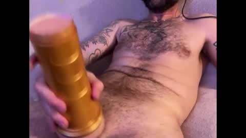 slipperyrichard_420 online show from 12.24.24