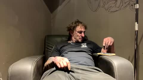 Snapshot of slotsnake chatting on 10.05.25 Soulsnatcherz online show from 10.05.25