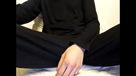Snapshot of slut_dickk chatting on 03.30.26 Juicydickk online show from 03.30.26