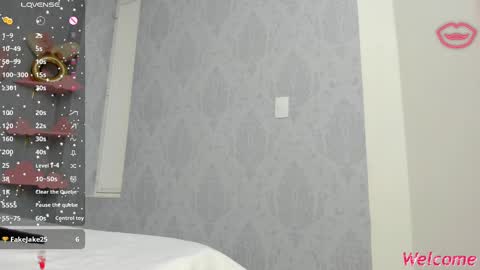 Paola  online show from 03.04.25