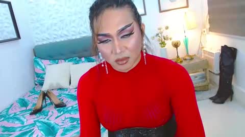 Snapshot of sluthotcummer69x chatting on 09.11.25 EMPRESS GODDESS KRISTINE online show from 09.11.25