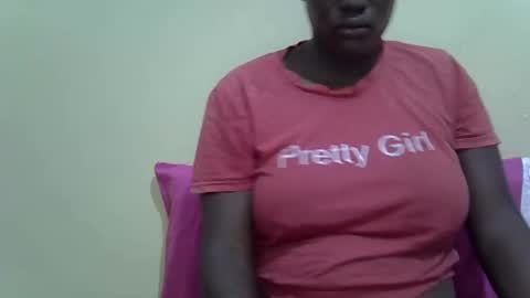Snapshot of slutmeoutbb chatting on 03.12.25 slutmeoutbb online show from 03.12.25