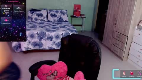 Snapshot of slutty_asian chatting on 03.07.25 slutty asian-- online show from 03.07.25