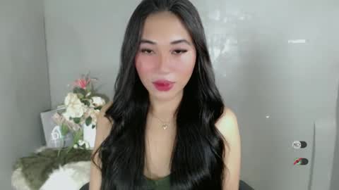 Snapshot of slutty_shanin chatting on 02.06.25 SHANIN online show from 02.06.25