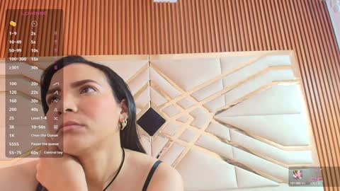 Snapshot of sluttyandmature chatting on 01.26.25 MARCELA online show from 01.26.25