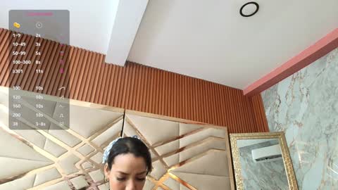 Snapshot of sluttyandmature chatting on 01.31.25 MARCELA online show from 01.31.25