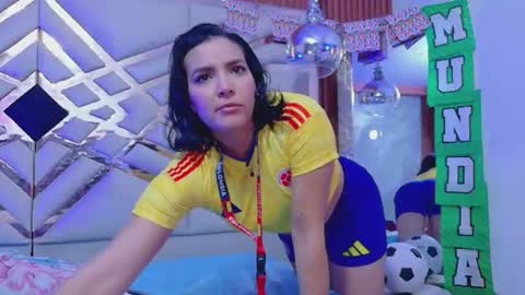 Snapshot of sluttyandmature chatting on 06.11.26 MARCELA online show from 06.11.26