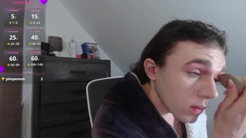 Natsu online show from 12.04.25