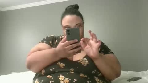 Snapshot of sluttyjess31 chatting on 02.21.26 Jessica online show from 02.21.26