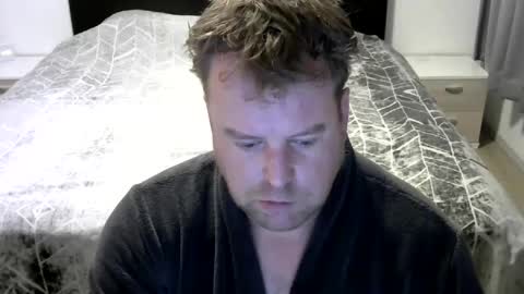 Snapshot of sluttynakedguy05_5 chatting on 12.29.24 sluttynakedguy05_5 online show from 12.29.24