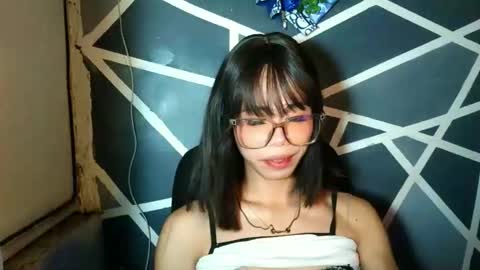 sluttypatotie online show from 04.19.26