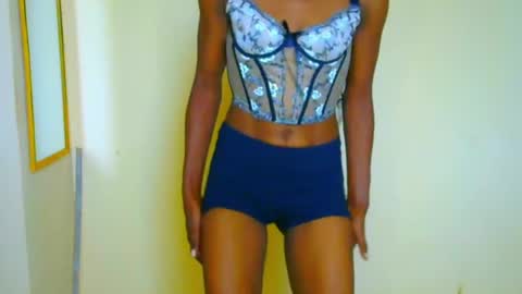 Snapshot of sluttysam_ chatting on 07.13.26 Sexyslutt online show from 07.13.26