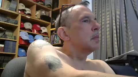 sluttyslave81 online show from 11.06.25