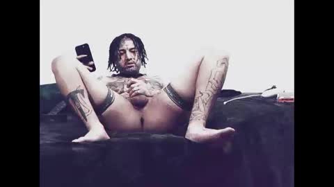 Snapshot of slutyboykraxy chatting on 02.13.26 sluyboy online show from 02.13.26