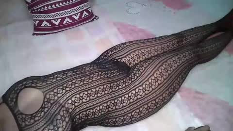 sly_booty65 online show from 11.24.25