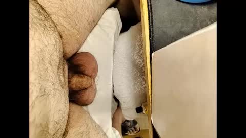 Snapshot of small_1986 chatting on 01.27.25 transmisin gratuita bajo demanda  free broadcast on demand online show from 01.27.25