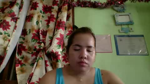 Snapshot of small_boobs59 chatting on 11.27.25 Lovewella online show from 11.27.25