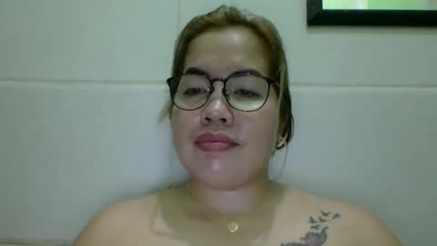 Snapshot of small_boobs59 chatting on 02.20.26 Lovewella online show from 02.20.26