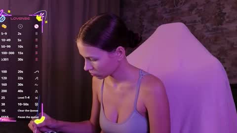 Emma online show from 11.28.25