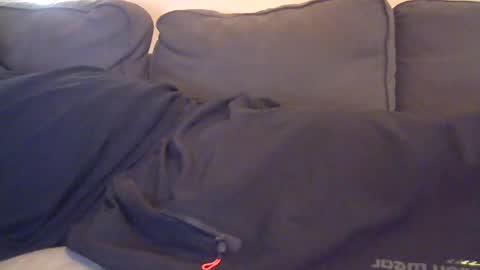 Snapshot of smallandshy1980 chatting on 01.14.26 smallandshy1980 online show from 01.14.26