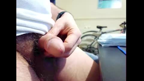 Small Hairy Uncut online show from 04.01.26