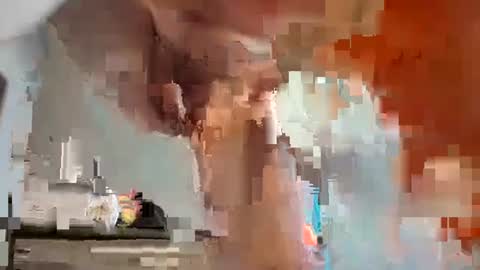 Snapshot of smallone8825 chatting on 09.22.25 smallone8825 online show from 09.22.25