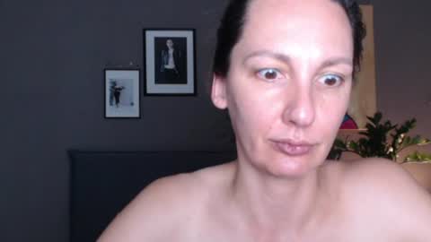 Snapshot of smalltittsbigsoul chatting on 07.11.26 Anna no bbbbybybbabebyy just Anna. And dont call me mom please. online show from 07.11.26