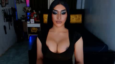 smasherqueen online show from 11.27.25