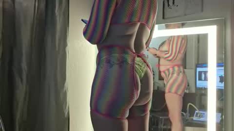 smashinganna916 online show from 02.16.26