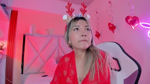 smile__1 online show from 12.08.24