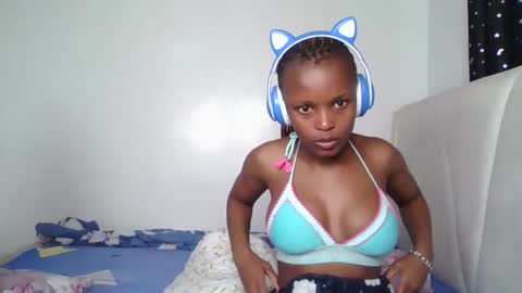 smiley luv1 online show from 01.12.26