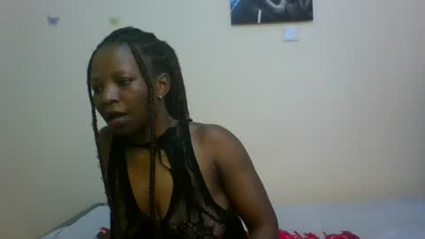 Snapshot of smillingmachine chatting on 07.26.26 terry online show from 07.26.26