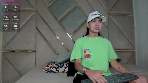 Snapshot of smithjay_ chatting on 02.14.25 Smith Jay online show from 02.14.25