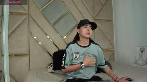 Snapshot of smithjay_ chatting on 02.15.25 Smith Jay online show from 02.15.25