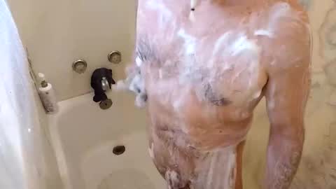 Snapshot of smithology chatting on 12.08.24 Smithology online show from 12.08.24