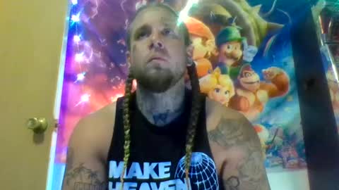 Snapshot of smokebluntafterblunt chatting on 09.12.25 smoke online show from 09.12.25