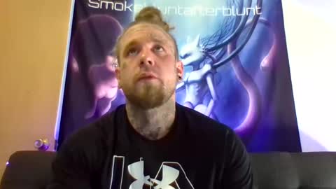 Snapshot of smokebluntafterblunt chatting on 05.03.26 smoke online show from 05.03.26