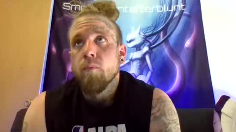 Snapshot of smokebluntafterblunt chatting on 05.13.26 smoke online show from 05.13.26
