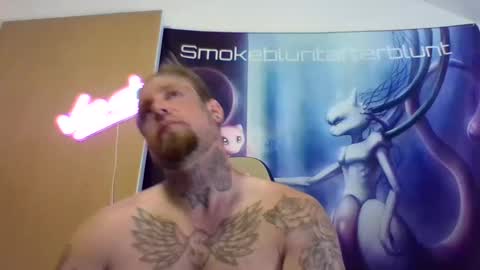 Snapshot of smokebluntafterblunt chatting on 05.26.26 smoke online show from 05.26.26