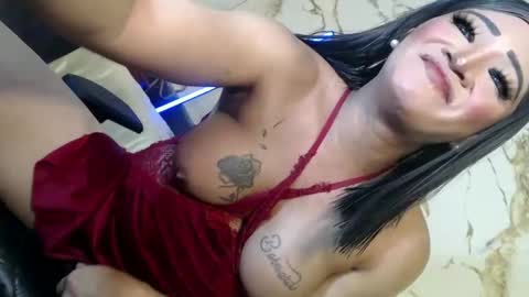 Snapshot of smokeprincess chatting on 05.26.26 Amanda online show from 05.26.26