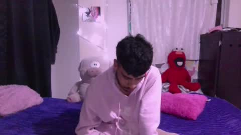 Snapshot of smoker00teddybear chatting on 09.13.25 teddy online show from 09.13.25