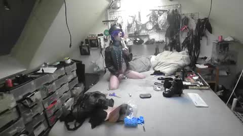 smokeslut365 online show from 02.02.25