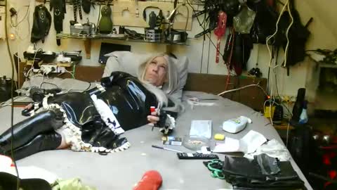 smokeslut365 online show from 02.05.26